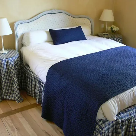 Le Phénix Chambres Et Table D'hôtes